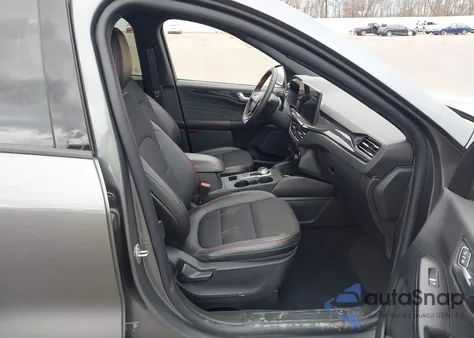 2025 Ford Escape St-Line z USA, uszkodzony, nr VIN 1FMCU0MN7SUA80802